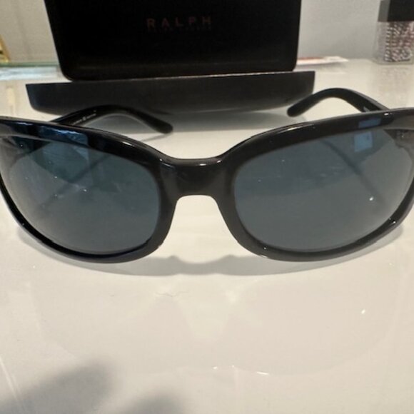 Ralph by Ralph Lauren Women's Ra5012 Sunglasses - Picture 2 of 5